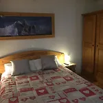 Panoramic & Private Sauna Chamonix