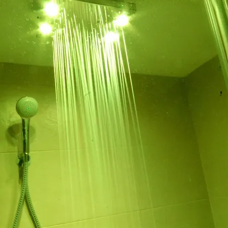 Panoramic & Private Sauna 아파트